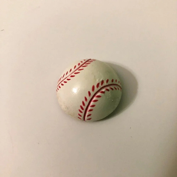 Vintage Sports Magnets Football  Basketball Baseball Collectibles - Picture 12 of 14